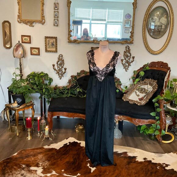 Vintage Union Made Lingerie Night Gown Slip lace Dress Size S Black - Picture 2 of 6